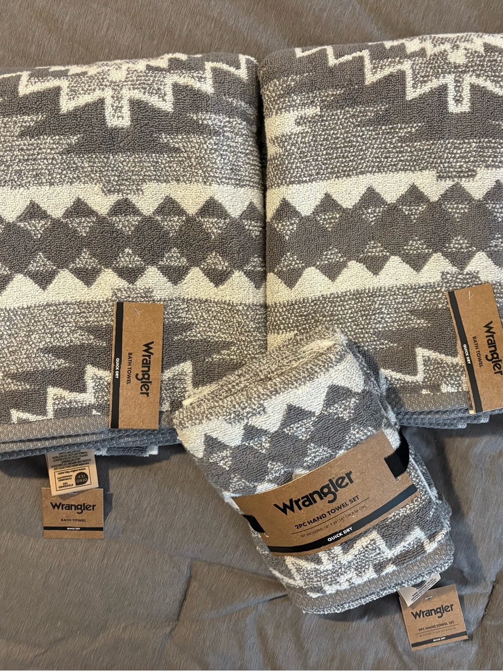 Wrangler Gray & Cream Geometric Towel Set